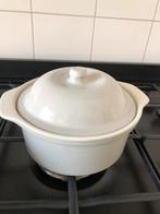 Schaal met deksel aardewerk - ovenschaal, Ophalen of Verzenden, Zo goed als nieuw