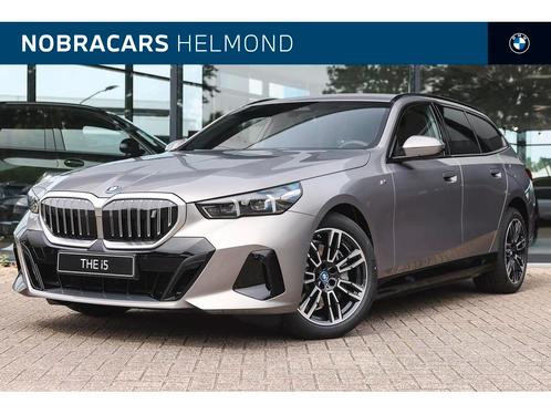 BMW i5 eDrive40 M Sport / Adaptieve LED / M Sportonderstel /, Auto's, BMW, Te koop, i5, Achteruitrijcamera, Alarm, Bochtverlichting