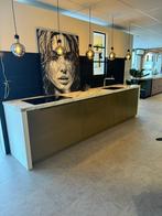 Showroomkeuken GOUD, Ophalen, Nieuw, Enkelwandige keuken, Hoogglans of Gelakt
