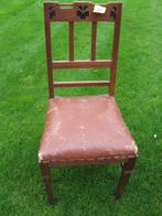 een aparte stoel met bepaalde kenmerken  lijkt christelijk, Antiek en Kunst, Ophalen
