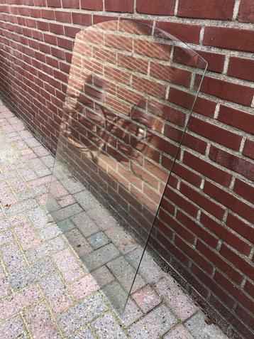 Bodemplaat voor onder kachel beschikbaar voor biedingen