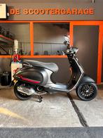 Vespa Sprint brom 45km 2021, Fietsen en Brommers, Scooters | Vespa, Ophalen, Vespa, Gebruikt, Overige modellen