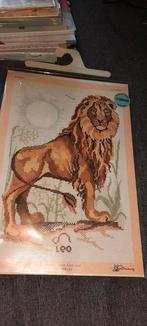 Borduurpakket sterrenbeeld leeuw, Hobby en Vrije tijd, Ophalen of Verzenden, Zo goed als nieuw, Borduurpakket