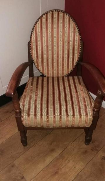 OPHALEN vintage stoel beschikbaar voor biedingen