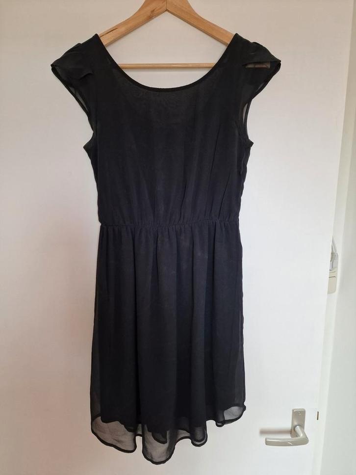 Clockhouse zwarte mouwloze jurk maat 36 S zwart, Kleding | Dames, Jurken, Zo goed als nieuw, Maat 36 (S), Zwart, Boven de knie