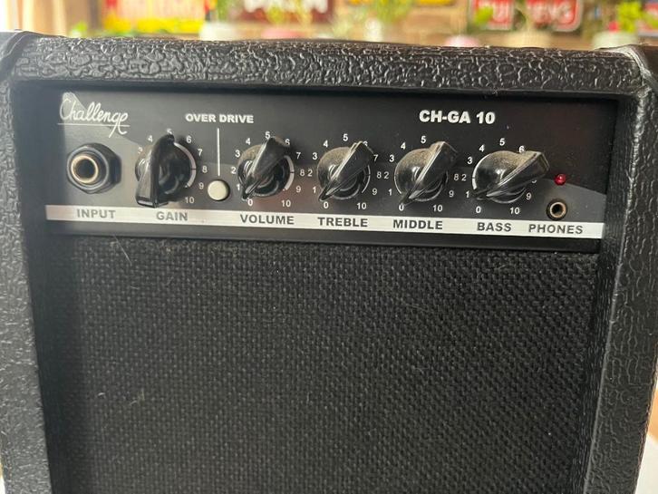 Versterker., Muziek en Instrumenten, Versterkers | Keyboard, Monitor en PA, Zo goed als nieuw, Keyboardversterker, Minder dan 500 watt