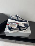 Prada Sneakers - Zo goed als nieuw!, Kleding | Heren, Schoenen, Ophalen of Verzenden, Zo goed als nieuw, Blauw, Sneakers of Gympen