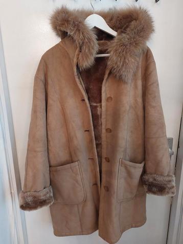 Bruine Damesjas Maat 2X - Zo goed als nieuw! beschikbaar voor biedingen