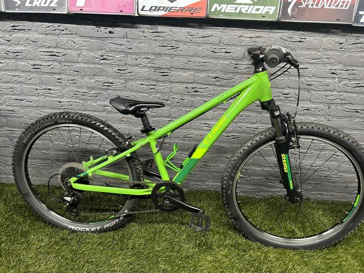 Cube Acid Race 240 pine green 2023 24 inch mountainbike cube, Fietsen en Brommers, Fietsen | Kinderfietsjes, Zo goed als nieuw