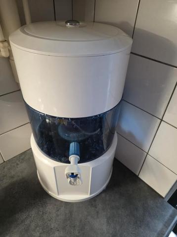 Aqualine  18 alkalisch waterzuivering beschikbaar voor biedingen