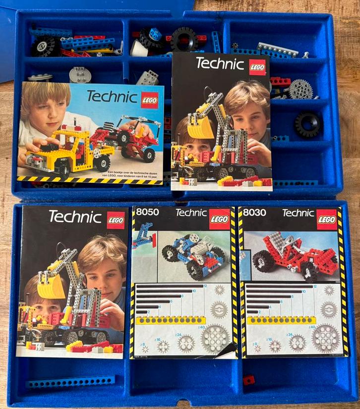 Vintage Technic Lego 8030 + 8050 met boekjes., Kinderen en Baby's, Speelgoed | Duplo en Lego, Gebruikt, Lego, Losse stenen, Ophalen of Verzenden