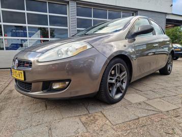 Fiat Bravo 1.4 T-Jet Emotion beschikbaar voor biedingen