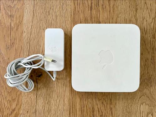 Apple AirPort Extreme (A1143) – Werkend & compleet, Computers en Software, Routers en Modems, Zo goed als nieuw, Ophalen of Verzenden
