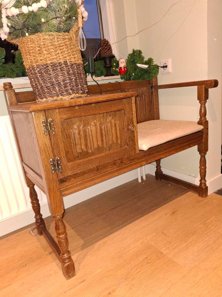 Antieke houten bank met opbergruimte, Antiek en Kunst, Antiek | Meubels | Stoelen en Banken, Ophalen
