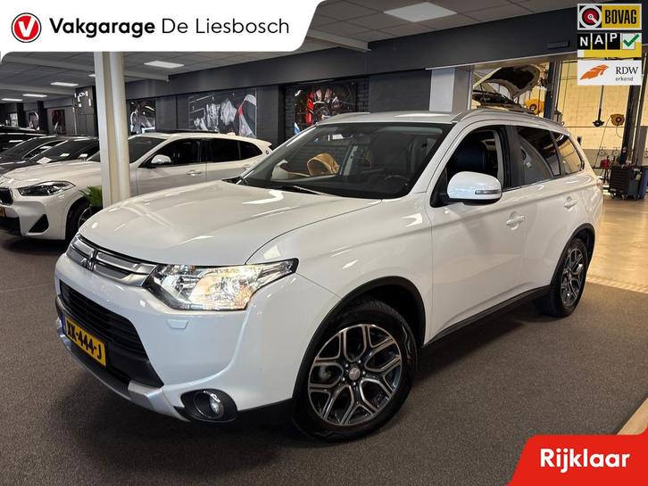 Mitsubishi Outlander 2.0 Instyle 4WD / Automaat / Leder / 7, Auto's, Mitsubishi, Bedrijf, Te koop, Outlander, 4x4, Achteruitrijcamera