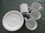 Witte kop en schotels, set van 4., Ophalen of Verzenden, Zo goed als nieuw, Overige stijlen, Kop(pen) en/of Schotel(s)