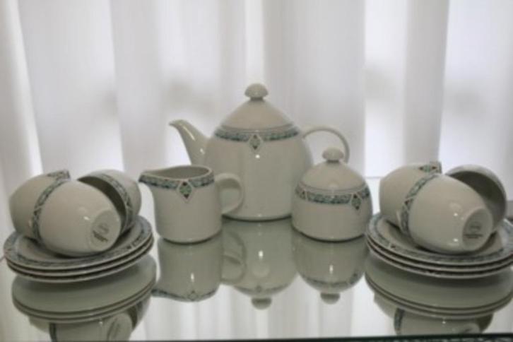 Compleet Arzberg Merison theeservies met gebakborden, Huis en Inrichting, Keuken | Servies, Zo goed als nieuw, Bord(en), Wedgwood