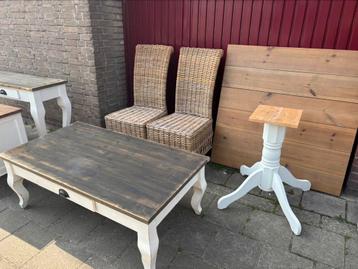 Salon tafel en side table 