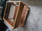 Vierkant rotan tafel met glazen blad, Huis en Inrichting, Tafels | Salontafels, 50 tot 100 cm, Vierkant, Minder dan 50 cm, 50 tot 100 cm
