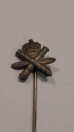 Vintage Speldje met Kanonnen en Kroon, Verzamelen, Ophalen of Verzenden, Gebruikt, Overige onderwerpen, Speldje of Pin