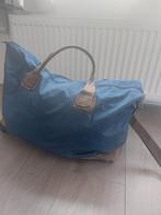 Weekendtas met wieltjes en toilettas, Ophalen, Zo goed als nieuw, 30 cm of meer, Wieltjes