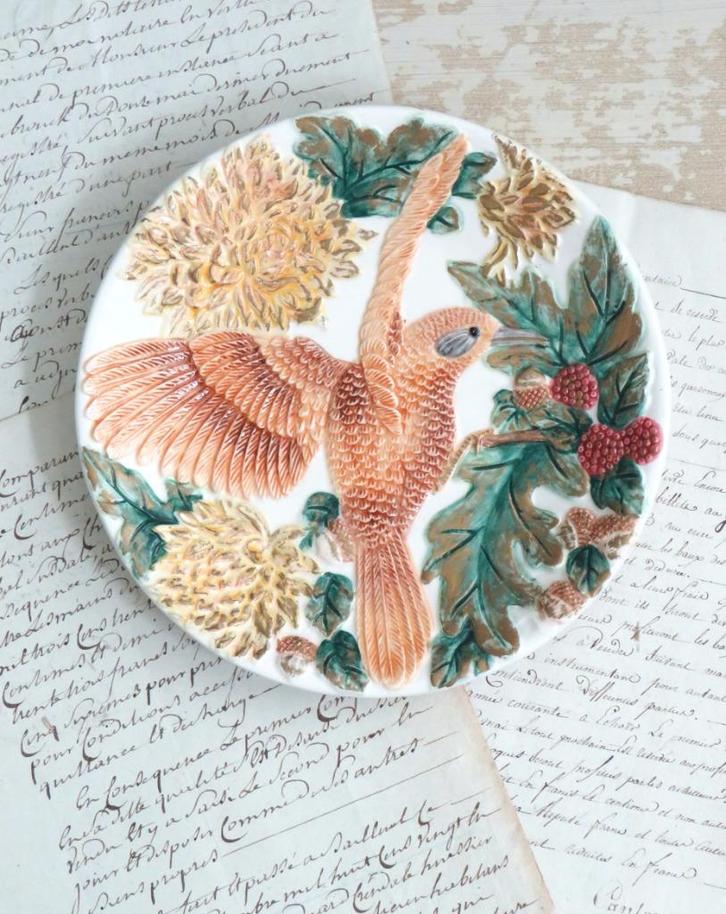 Barbotine bord “Vogel”, Antiek en Kunst, Antiek | Servies los, Ophalen of Verzenden