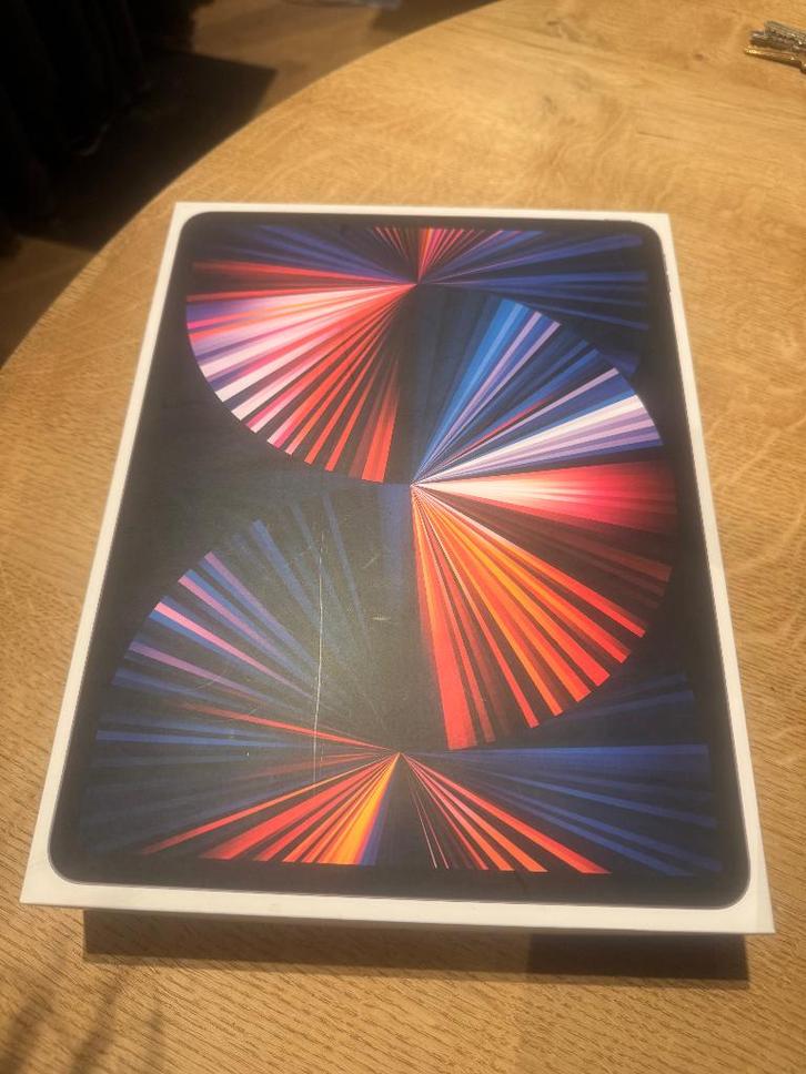 iPad Pro 12.9-inch (5th Generation) Wi-Fi + Cellular, Computers en Software, Apple iPads, Zo goed als nieuw, Apple iPad, Wi-Fi en Mobiel internet