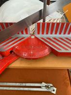 Verstekbak Rood - Weinig Gebruikt, Doe-het-zelf en Verbouw, Ophalen of Verzenden, Zo goed als nieuw