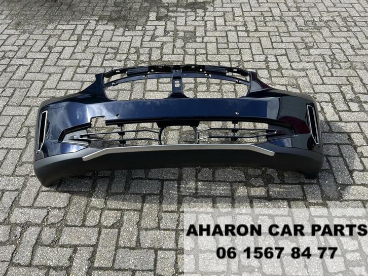 X3 G08 BEV iX3 Voorbumper PDC Zwart 5111 8498773 Orig 9912, Auto-onderdelen, Carrosserie en Plaatwerk, Bumper, Voor, Gebruikt