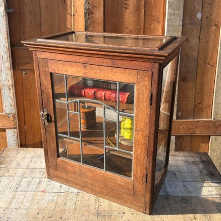 Vitrinekast pronk tafel vitrine toonbank 71,5 cm hoog kast, Huis en Inrichting, Kasten | Vitrinekasten, Gebruikt, Minder dan 100 cm