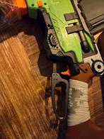Nerf zombie strike slingfire met aanpas kit, vuurt niet., Verzamelen, Speelgoed, Ophalen, Zo goed als nieuw