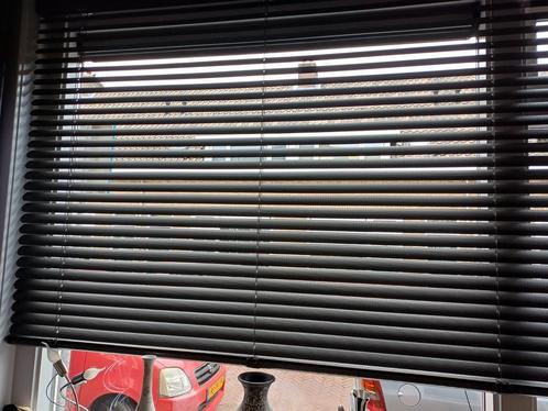 Prachtige Luxaflex van het merk LUXAFLEX, Huis en Inrichting, Stoffering | Gordijnen en Lamellen, Zo goed als nieuw, Ophalen