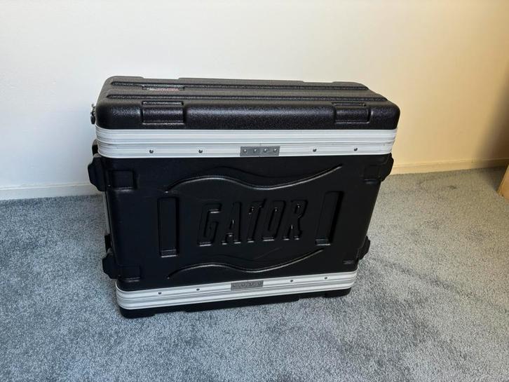 Gator GS-3S flightcase 3HE met dubbele deksel en rackmounts, Muziek en Instrumenten, Behuizingen en Koffers, Zo goed als nieuw