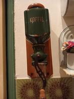 Antiek donkergroene PeDe wandkoffiemolen, Ophalen of Verzenden