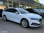 Skoda Octavia Combi 1.4 TSI iV PHEV Led, HUD, ACC, LM.., Gebruikt, 150 pk, Wit, Adaptive Cruise Control