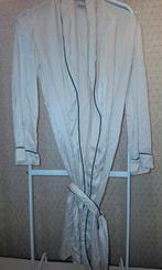 Agent Provocateur zijde kimono, Ophalen, Gedragen