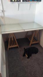 Zo goed als nieuw bureau met glazen blad, Huis en Inrichting, Bureaus, Ophalen, Zo goed als nieuw, Bureau