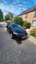Volvo V40 summum 1.6 D2 115PK 2013 Zwart, Auto's, Voorwielaandrijving, 28 km/l, 4 cilinders, 1257 kg