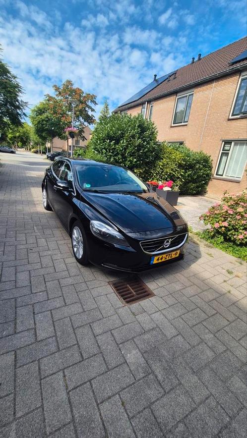 Volvo V40 summum 1.6 D2 115PK 2013 Zwart, Auto's, Volvo, Particulier, V40, ABS, Achteruitrijcamera, Airbags, Airconditioning, Alarm