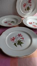 Franse Retro Vintage borden Lunéville bloemen en goud, Ophalen of Verzenden, Overige stijlen, Bord(en)