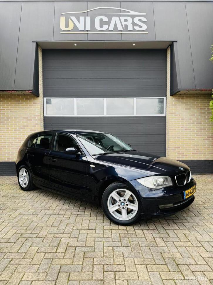 BMW 1-serie 118i Exectuive|Automaat|ST Verwarming|LM 16, Auto's, BMW, Bedrijf, Te koop, 1-Serie, ABS, Airbags, Airconditioning