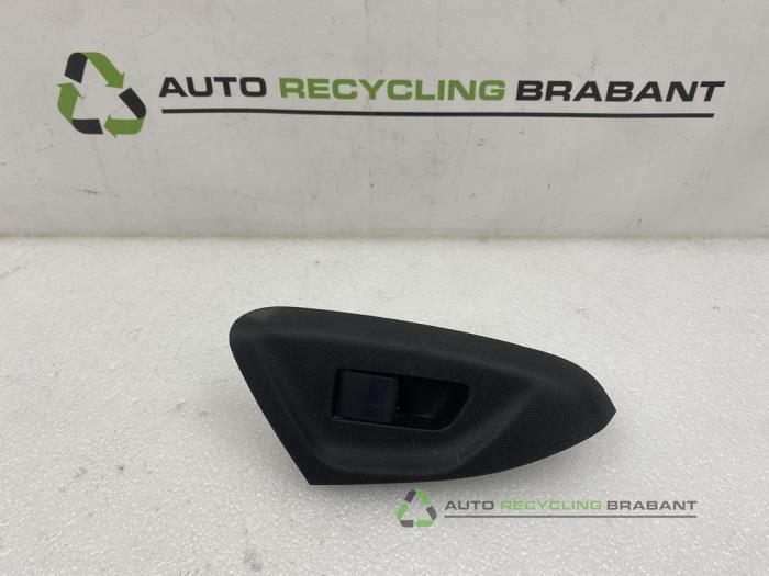 Elektrisch Raam Schakelaar van een Toyota Aygo, Auto-onderdelen, Dashboard en Schakelaars, Gebruikt, 3 maanden garantie, Ophalen of Verzenden