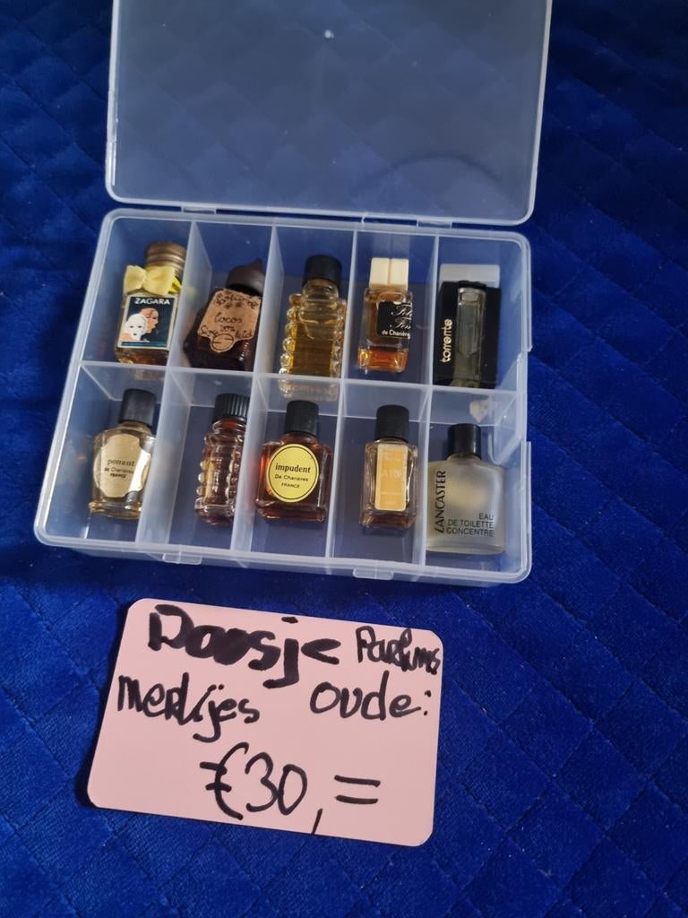 PER DOOSJE €30,00 VASTE PRIJS, Ophalen, Miniatuur