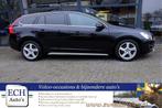 Volvo V60 T3 150 pk Momentum, Navi, Bluetooth, 17 inch, Te koop, Benzine, 73 €/maand, Gebruikt
