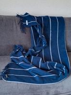 Nieuwe donkerblauwe met wit gestreept wollen woonplaid, Huis en Inrichting, Woonaccessoires | Plaids en Woondekens, Ophalen of Verzenden