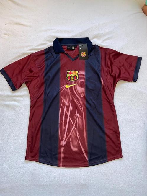 Barcelona Retro Voetbalshirt 25/26, Sport en Fitness, Voetbal, Nieuw, Shirt, Maat S, Ophalen of Verzenden