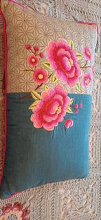 Pip Studio Kussen - Zijde Hoes 30x50, Huis en Inrichting, Woonaccessoires | Kussens, Ophalen of Verzenden, Zo goed als nieuw, Roze