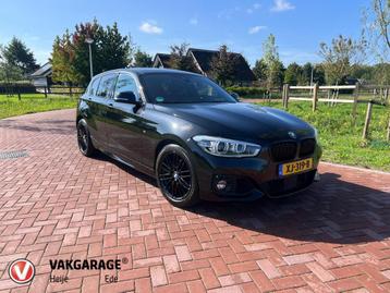 BMW 1-serie 118i Corporate Lease Executive M-Pakket | Apple  beschikbaar voor biedingen