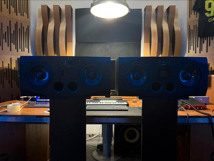 Adam A77X set, Muziek en Instrumenten, Versterkers | Keyboard, Monitor en PA, Zo goed als nieuw, Overige typen, Minder dan 500 watt