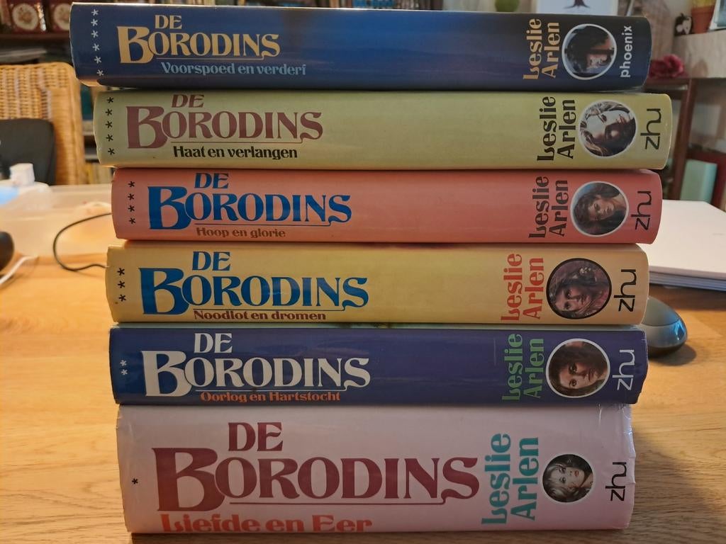 De Borodins - serie van 6 boeken, Boeken, Ophalen of Verzenden, Zo goed als nieuw, Leslie Arlen